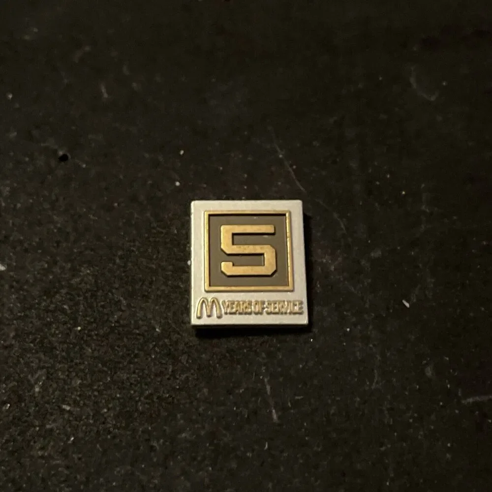 McDonald’s 5 Years Of Service Employee Lapel‎ Hat Pin